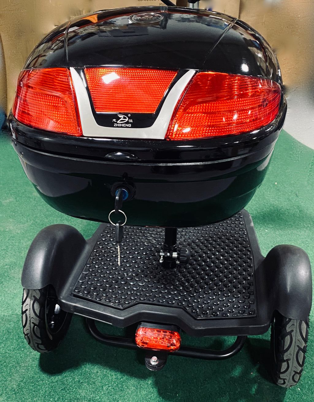 Trunk/ Locking Caddy